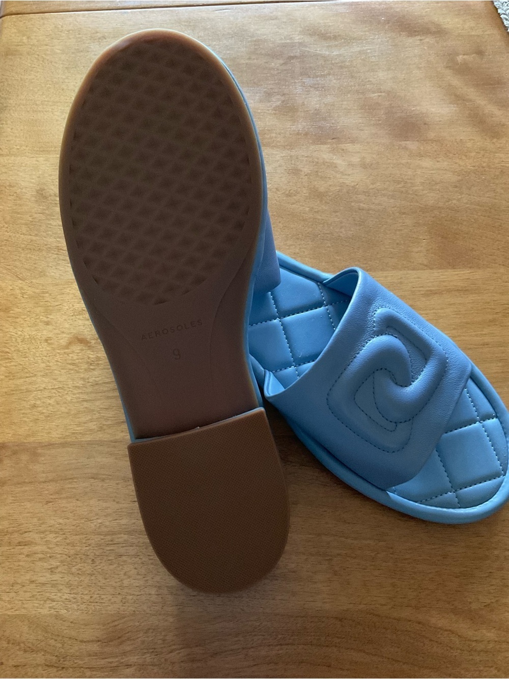 NWOB AEROSOLES®Jilda Sandal
in Light Blue. Size 9 - Picture 3 of 3